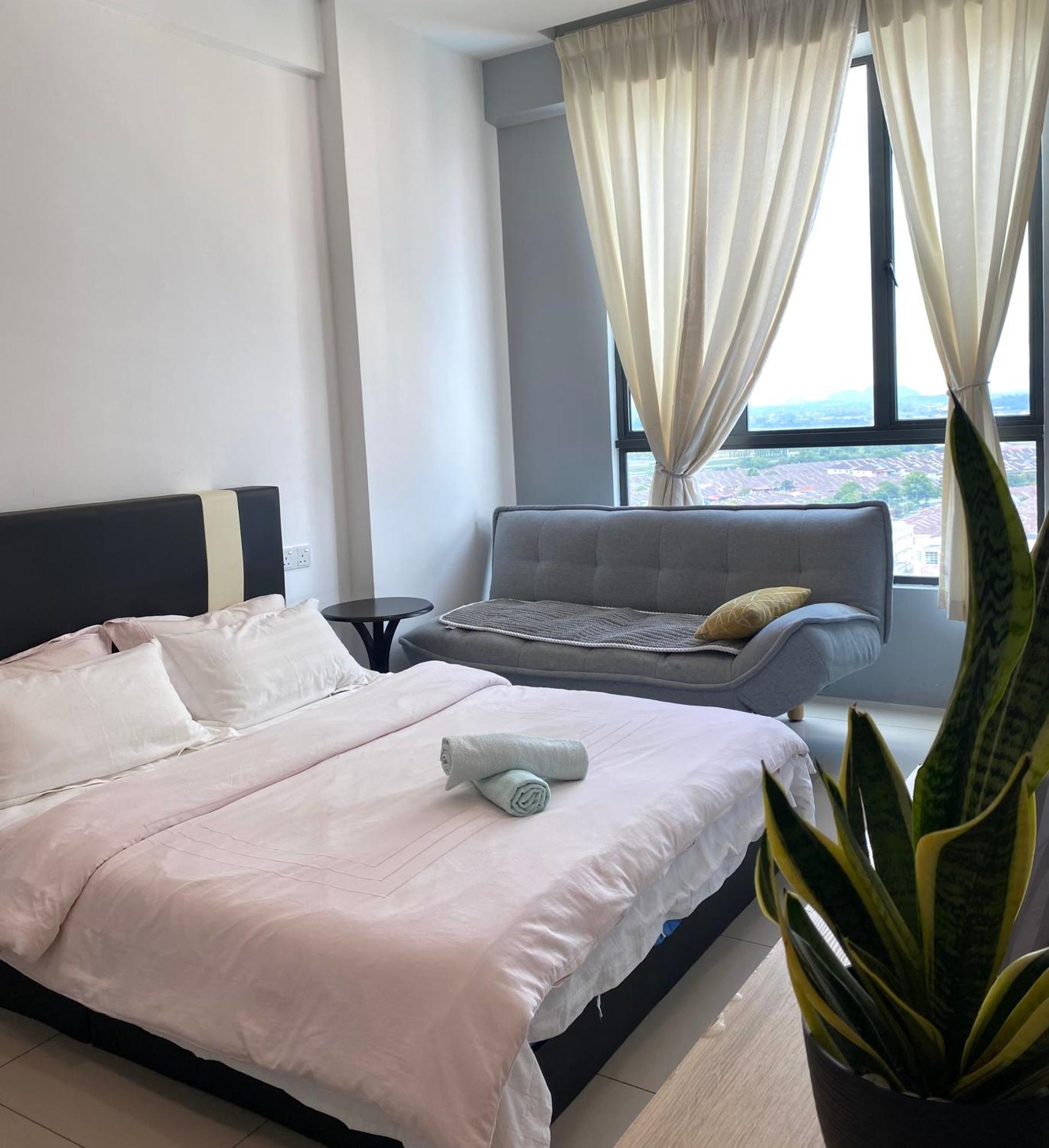 Apartment Modern Design Meru Casa Kayangan *